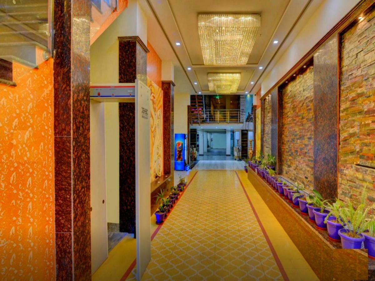 The Grand Uddhav New Delhi
